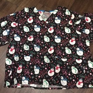 Snowman scrub top